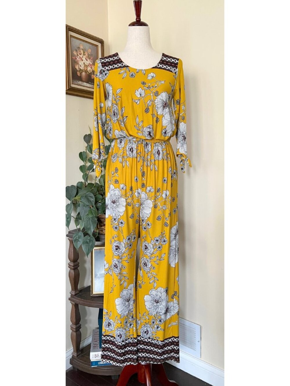 Kate & Mallory Yellow Mustard Floral Jumpsuit sz S